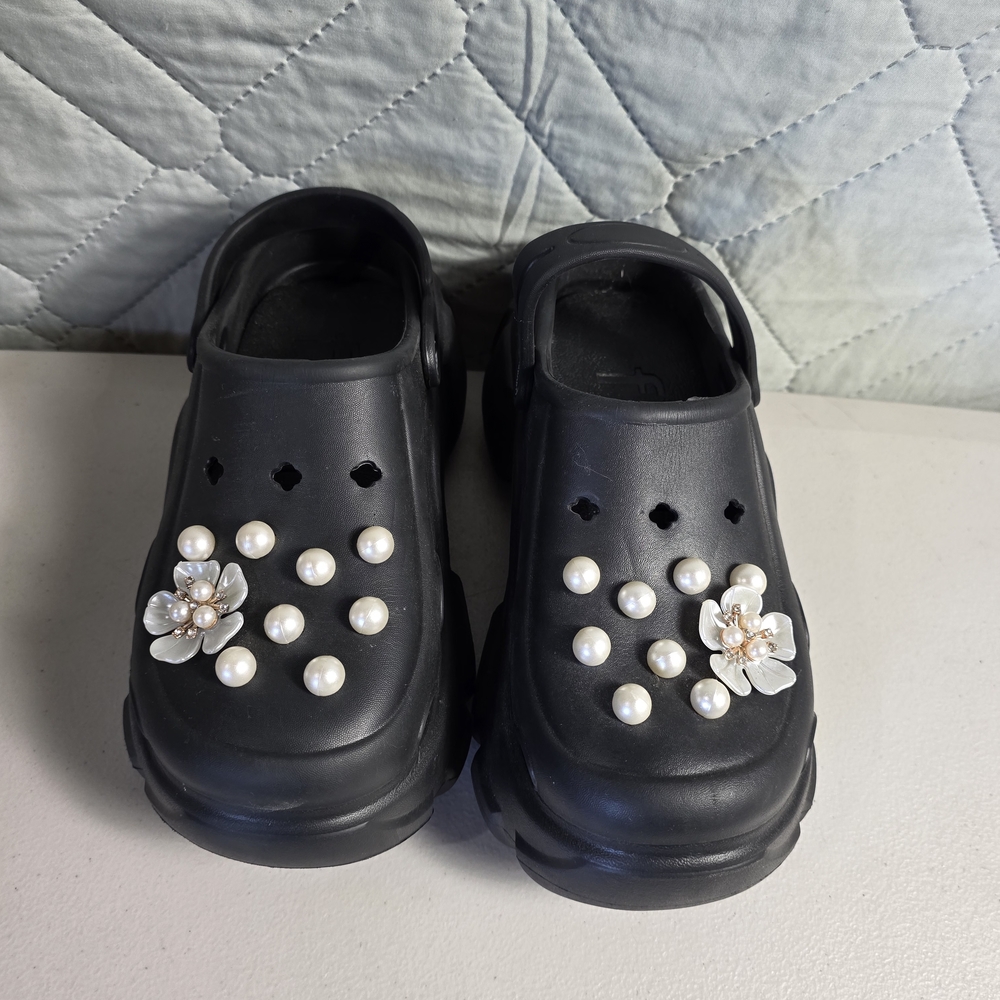 Solaud Platform Black Platform Clog Sandals with Pearl Flower Charm Sz 40 - Picture 6 of 11